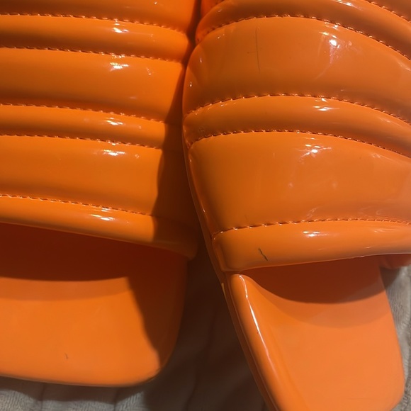 Circus Orange Patent Slides - Picture 6 of 7
